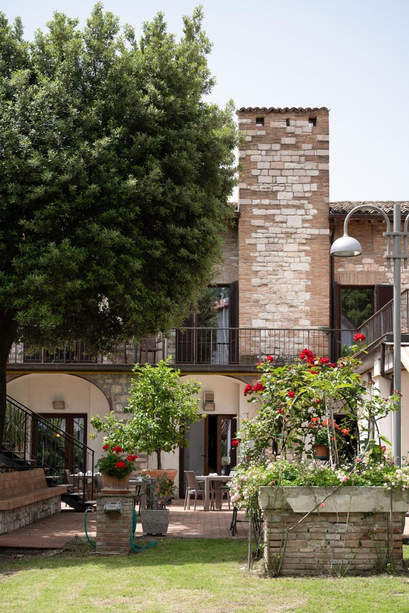 Hotel San Marco Gubbio Dış mekan fotoğraf